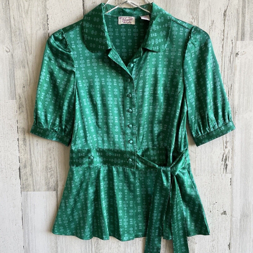 Penguin by Munsingwear Green Silk Blouse Top Size 2 Waist Tie Patterned Fabric